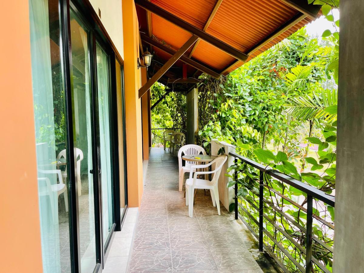 Wassana Sitdharma Guesthouse ترانغ المظهر الخارجي الصورة