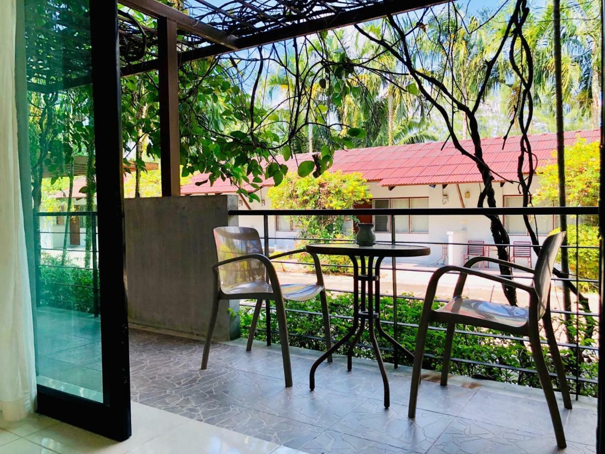 Wassana Sitdharma Guesthouse ترانغ المظهر الخارجي الصورة